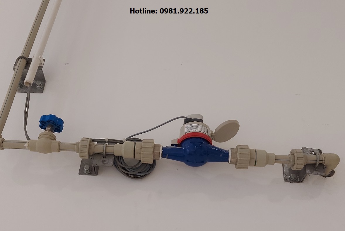 ung_dung_dong_ho_do_nuoc_day_xung